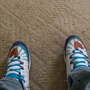 Meet your Posher, Carlos